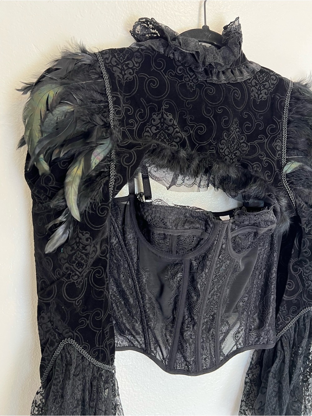 Black Lace Ostrich Feather Bolero Topper Top Gothic Victorian Halloween Costume - Picture 3 of 12
